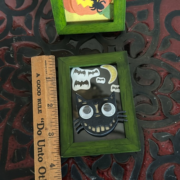Vintage Framed Halloween Scenes - Picture 5 of 6